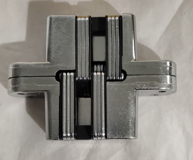 SOSS Invisible Hinge – Heavy Duty Concealed Door Hinge – Satin Chrome gallery