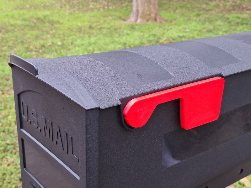 Full-Size Red Mailbox Replacement Flag for Rubbermaid/Gibraltar Durable Snap-Fit gallery