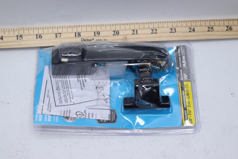 Hampton Keyed Tie-Down Push Button Handle Black gallery