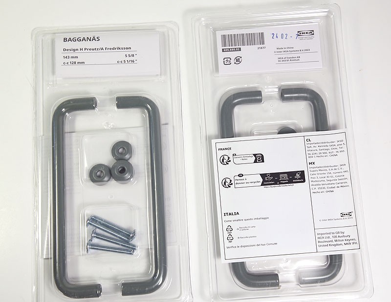 Two Ikea BAGGANAS gray-gree 2 Packs, 5 5/8″, total of 4 handles, 605.880.02 NEW