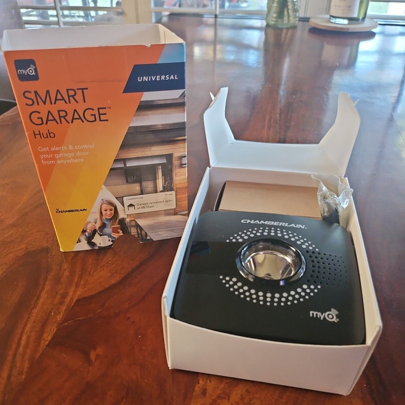 Chamberlain Universal Smart Garage Hub
