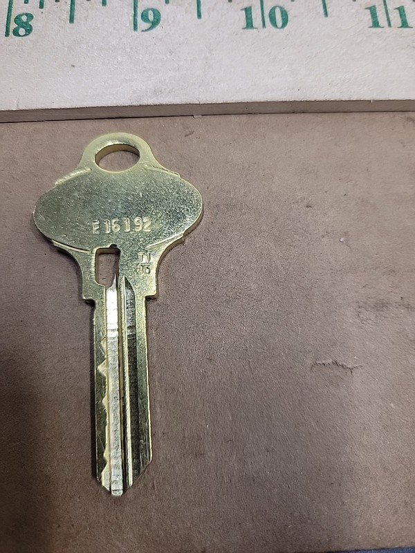 Qty: 2 Schlage Key Everest 29 XP Primus Blank Keys 35-199-XP-EV 468 T135 gallery