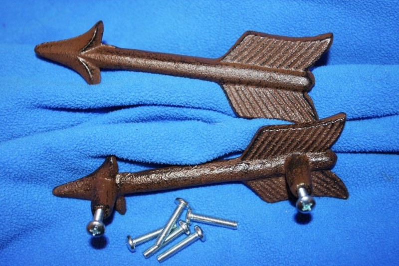 Rustic Arrowhead Design Cast Iron Pull Handle 6 1/4", 4" center space ~ HW-67