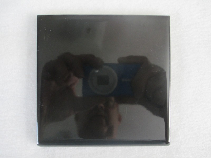VINTAGE JET BLACK GLOSS CERAMIC BULLNOSE EDGE WALL TILE 4 1/4″ X 4 1/4″