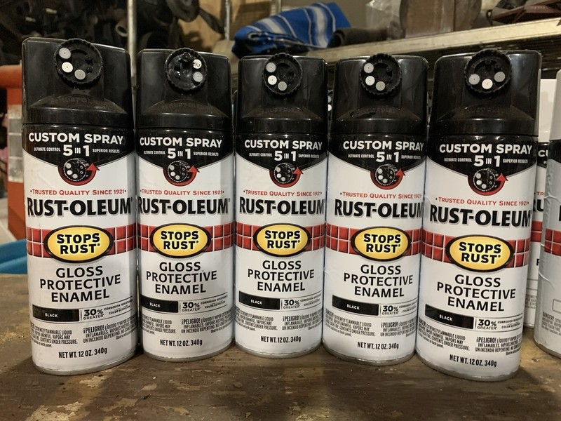 5-in-1 Rust-Oleum Spray Paint Stops Rust Custom Spray, 12 oz, Gloss Black X5