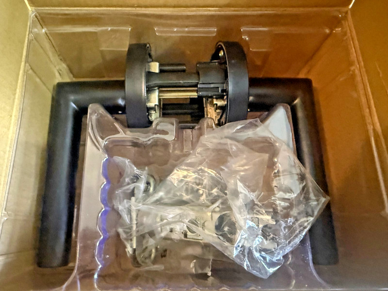 Kwikset 97200-872 Milan Matte Black Hall/Closet Passage Door Lever NEW OPEN BOX
