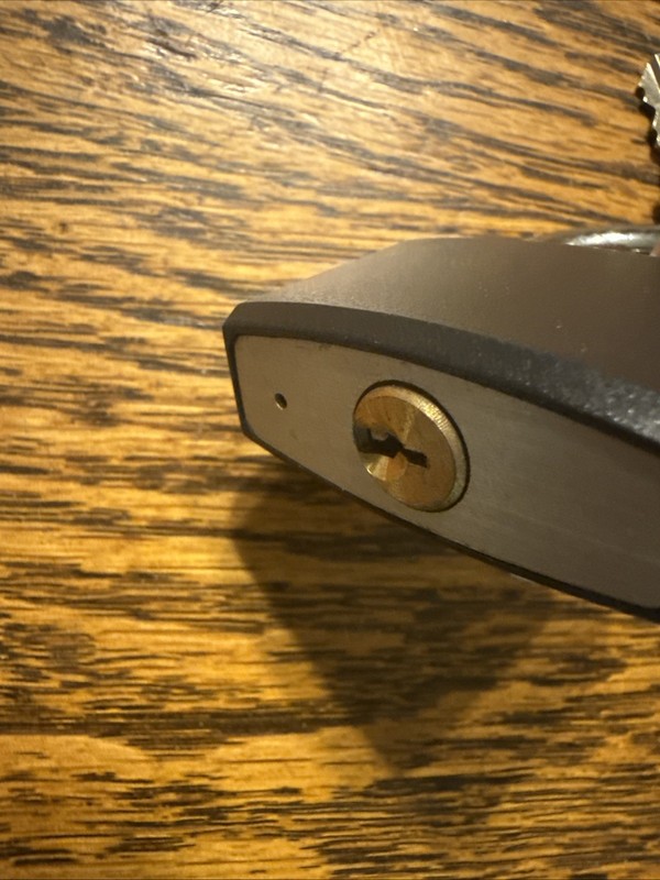 Hardened Black Padlock With 2 Keys *FAST SHIP* gallery
