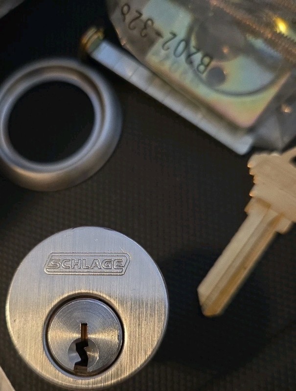Schlage Modular Cylinder SC4 Rim Cylinder With Tailpiece 0bit Key