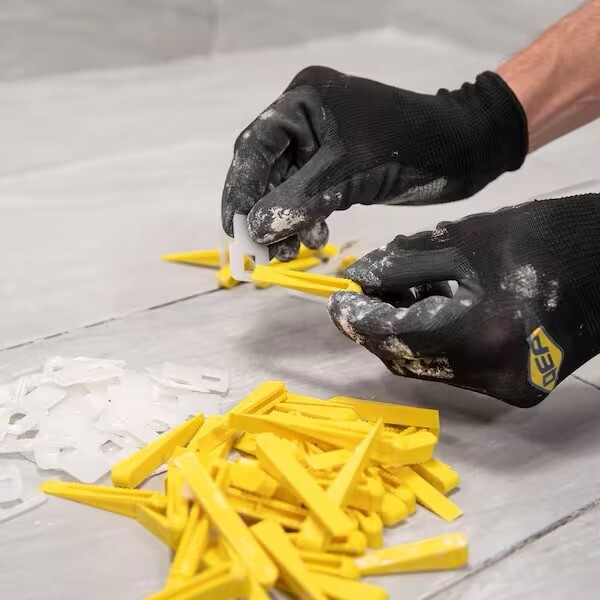 QEP LASH Tile Leveling System Pack - 200 1/16 in. Leveling Clips & 200 Wedges gallery