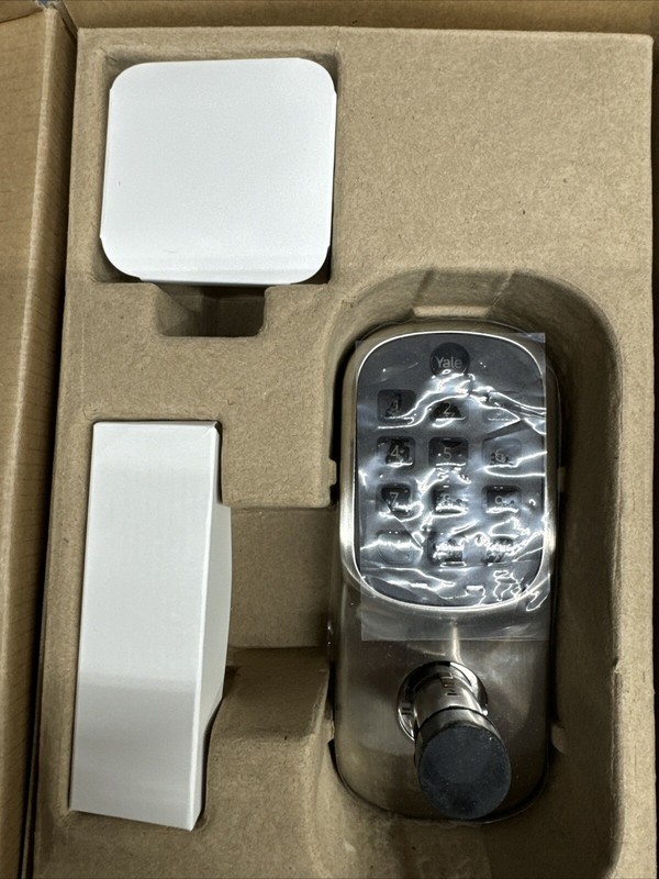 Yale Assure Pushbutton Keypad Lever Lock Satin Nickel YRL216-NR-619**FREE SHIP** gallery