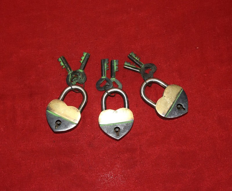 Unique Heart Craft Storage Box Padlock Brass Door Lock Set of 03 Pieces RD904 gallery