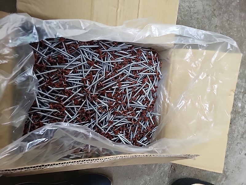 METAL ROOFING SCREWS: 3″ (1500) Colored Sheet Metal Roof Screw TERRACOTTA RED