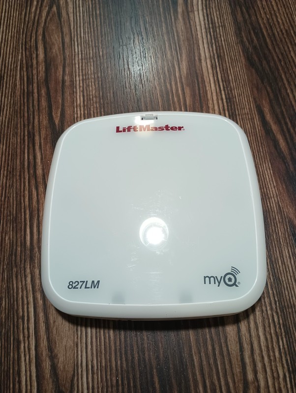 Liftmaster 827LM MyQ Remote LED Light White, Garage Wall Mount