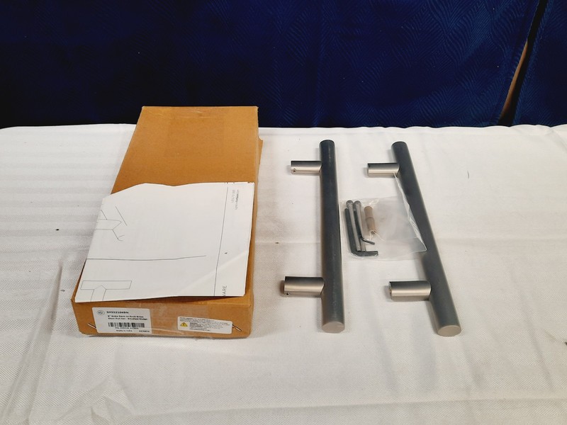 (1) Signature hardware 8″ Kobe Solid Brass Door Pull Brushed Nickel
