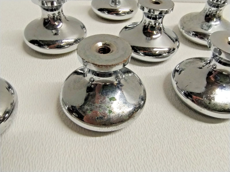 Vintage Metal Cabinet Knobs and Screws, 8 Pieces Total, Heavy, Solid. gallery