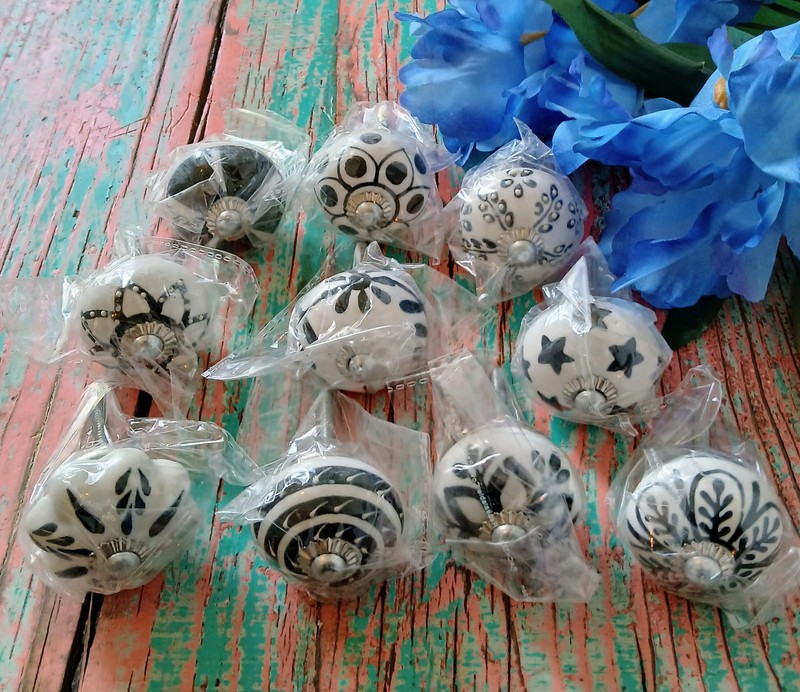 Talavera Style Drawer Cabinet Pulls~Exquisite Hand-Painted Black & White 10 Pcs. gallery