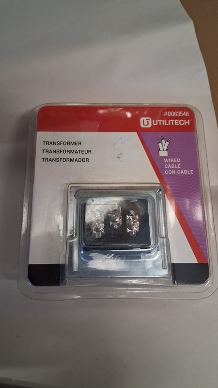 Utilitech Wired Doorbell Transformer 120 input 8/16/24 VAC Output 0063548 NEW