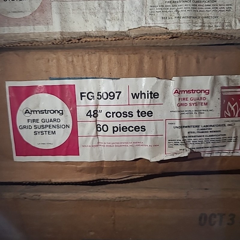 Armstrong Super White 4' Drop Ceiling Cross Tee Grid System Box Of 60 Pieces gallery