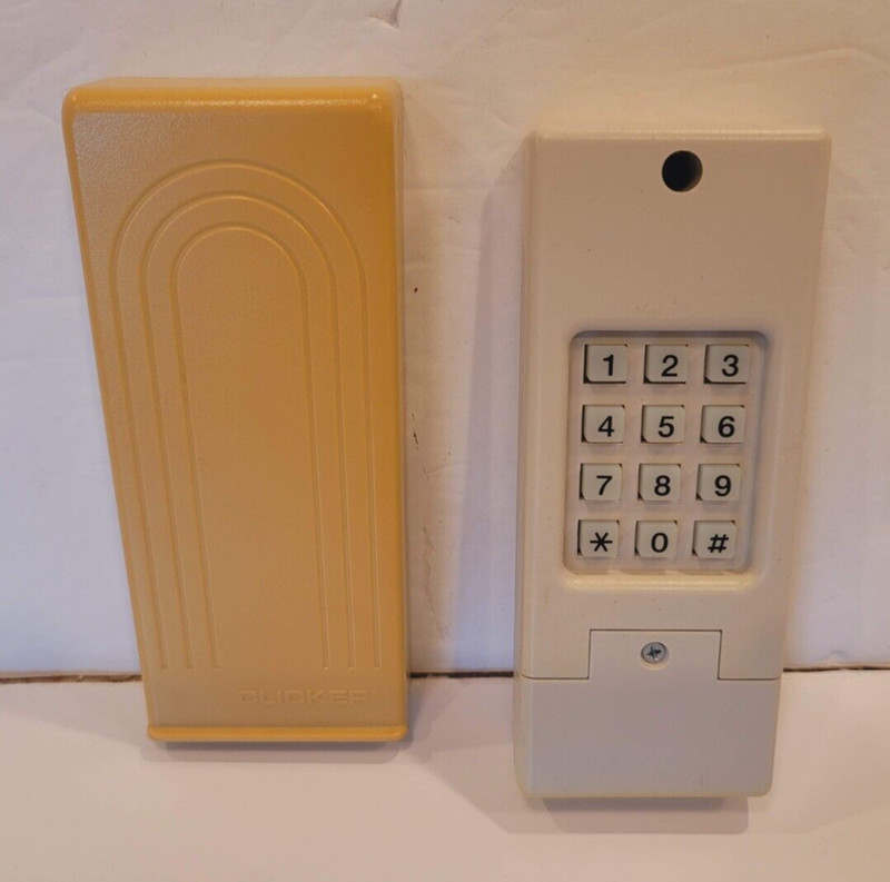 Chamberlain Clicker KLIK2U-P2 Wireless Universal Garage Door Illuminated Keypad