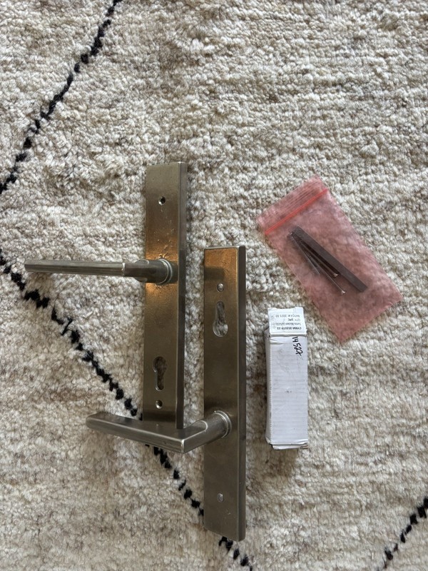 Rocky Mountain Hardware L135 Metro Multi-Point Entry Set