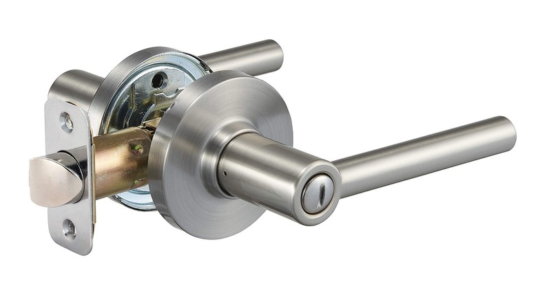 Amazon Basics Contemporary Madison Door Lever - Privacy- 1 Pack, Satin Nickel 