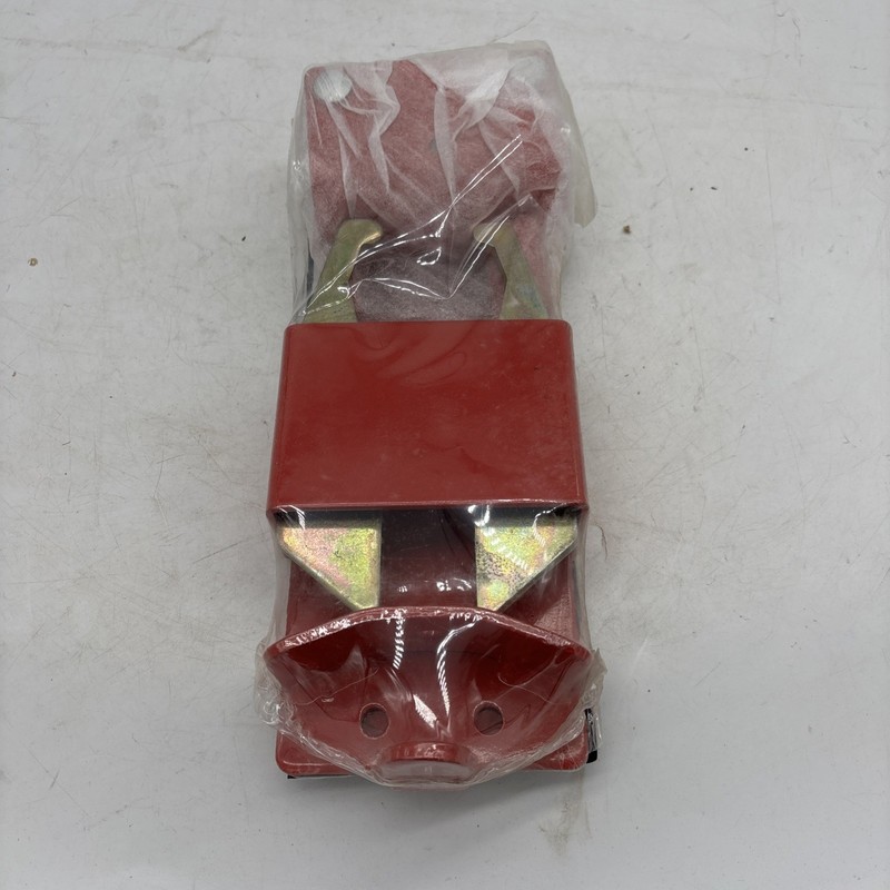 2-Way Gate Latch Lockable Red Fits Round Tube Gates Farm Northern Tool Ironton gallery