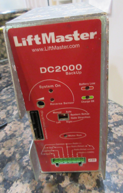 Liftmaster DC2000 Controller with Battery Backup - Controller Only USED NO BATT gallery