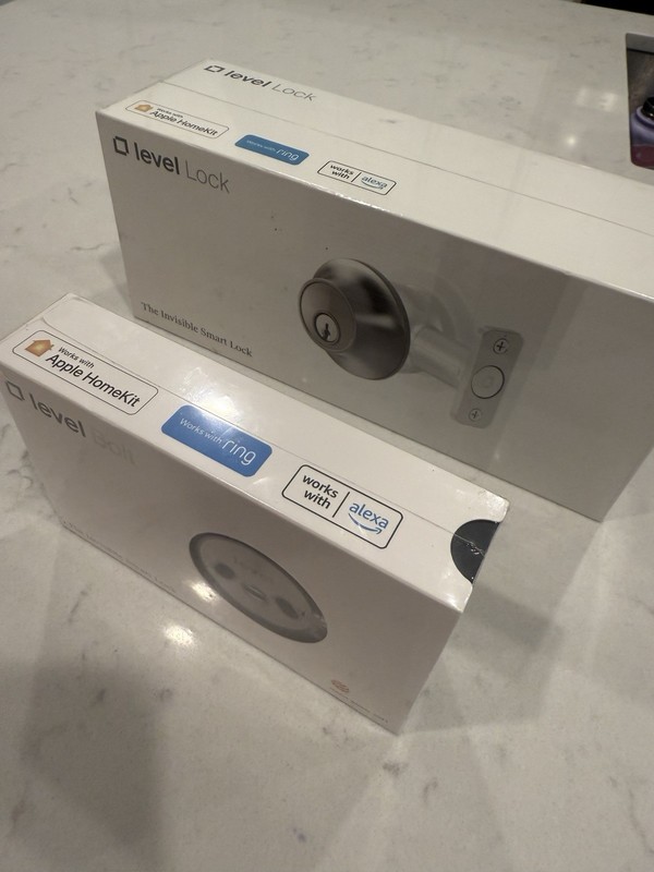 Level Lock The Invisible smart lock Smart Deadbolt Satin Nickel C-E12U
