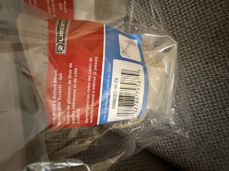 Liberty Hardware White Face Frame Sockets Unopened Bundle Of 8 