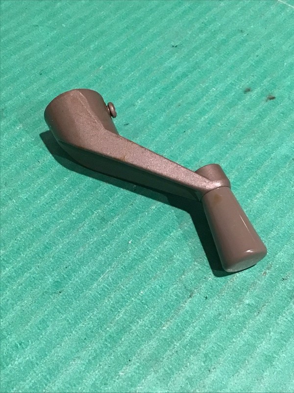 (1) Andersen Window Operator Crank Handle 3/8″ Spline Stone 7191 (Older Style)