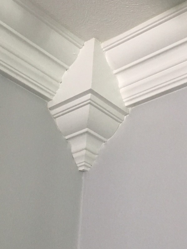 Crown Molding Transitions 4 inside Blocks For up to 4 5/8″ Crown