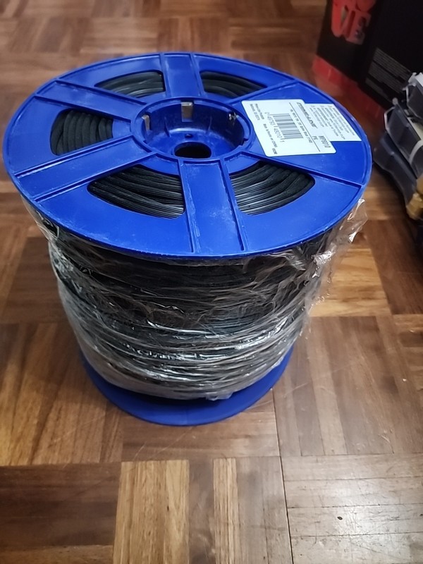 Prime-Line MP8010 Black Vinyl Screen Spline 0.185″ x 1320 Ft Roll New See Photos