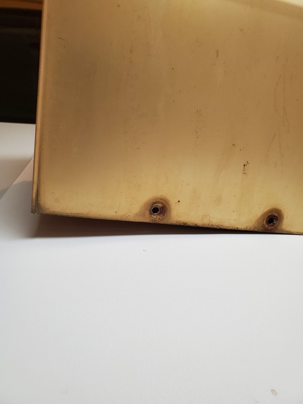 ALUMINUM Mailbox 6½ Inches Wide, 9 Inches Tall, 19 Inches Deep, Gold, Used gallery