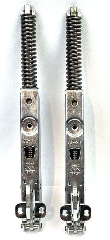 Hinge with spring (2 pcs) for Unox Part# KCR1065A