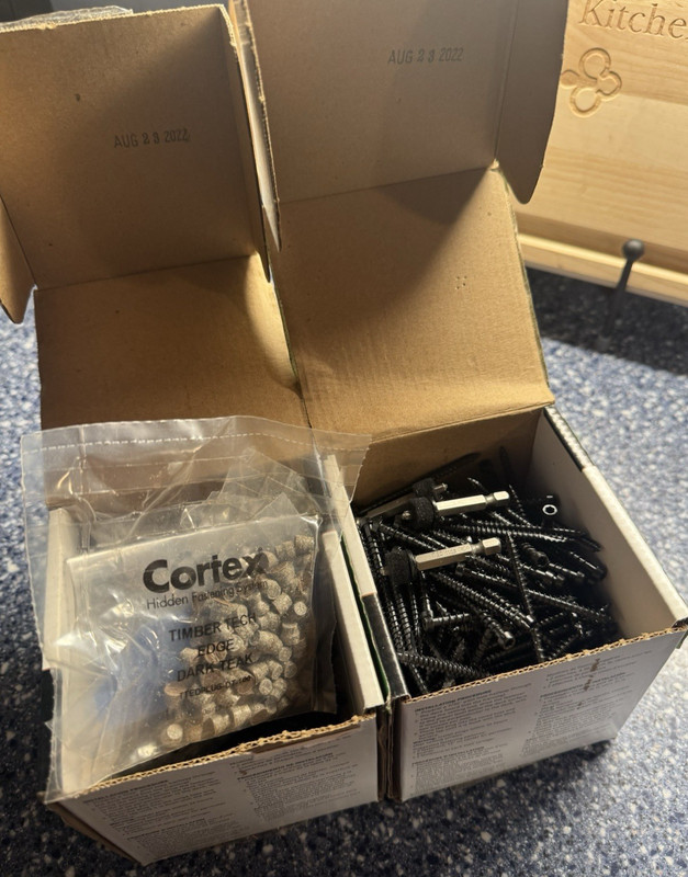 TimberTech Cortex Hidden Plug Fasteners Dark Teak 2 1/2″ 400+ PLUGS 275 SCREWS
