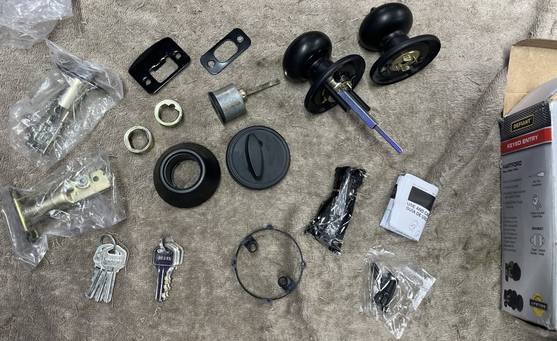 Harford Defiant Key Entry Door Combo Pack - Handle - Matte Black - 1007789923 gallery