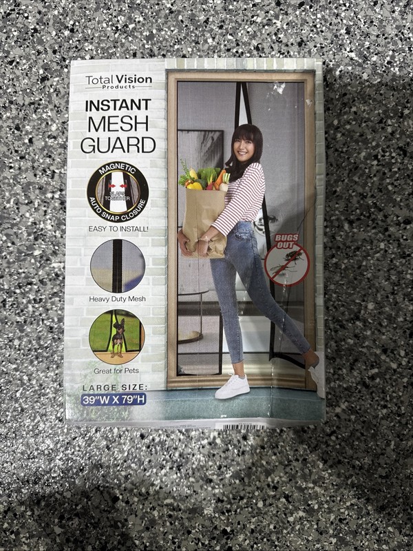Instant Mesh Guard 39″ x 79″ with Magnetic Auto Snap Closure