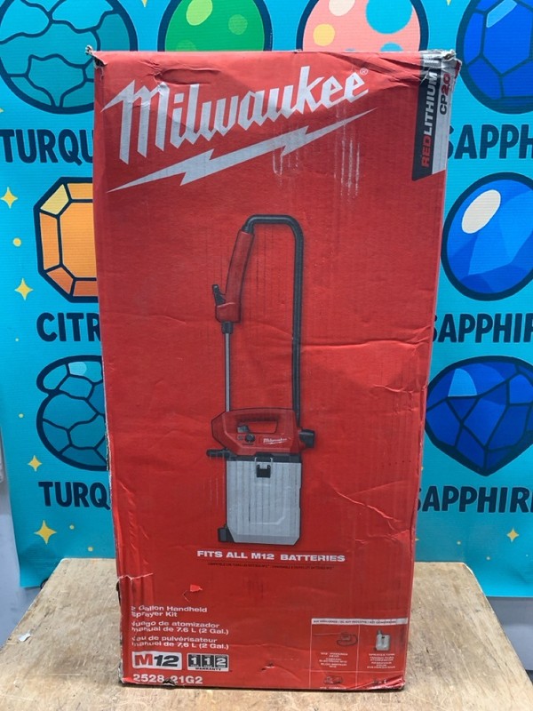 Milwaukee 2528-21G2 M12 2 Gallon Handheld Sprayer Kit (E10048453)