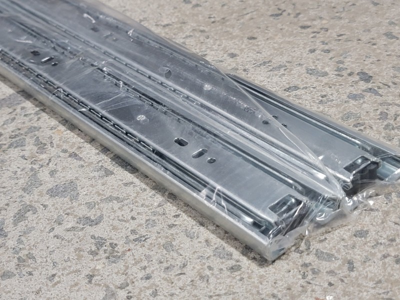22 inch Full Extension Side Mount Ball Bearing Drawer Slides - CASE OF 10 SETS gallery