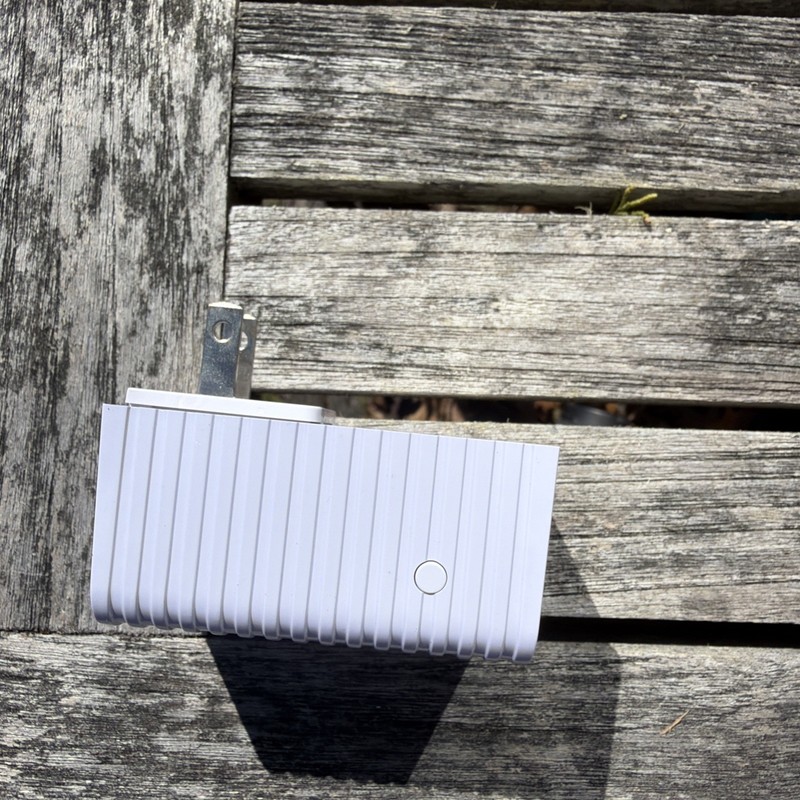 Ring Chime Plug-In For Ring Devices - White gallery