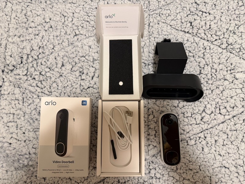 Arlo Video Doorbell 2K (2nd Generation) Battery Powered or Wired (AVD4001)