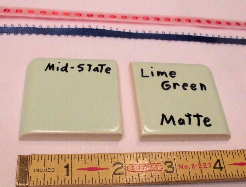 2 pcs. Matte Lime Gren 2″ X 2″ X 5/16″ Ceramic Surface Bullnose Corner Tiles