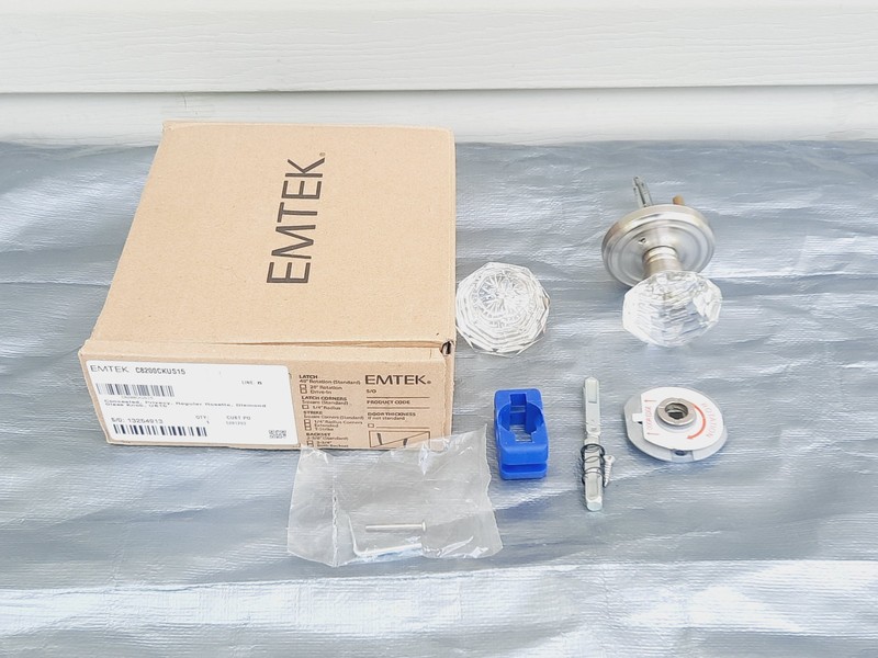 Emtek Concealed Privacy C8200CKUS15 Round Rose Diamond Knob *READ*