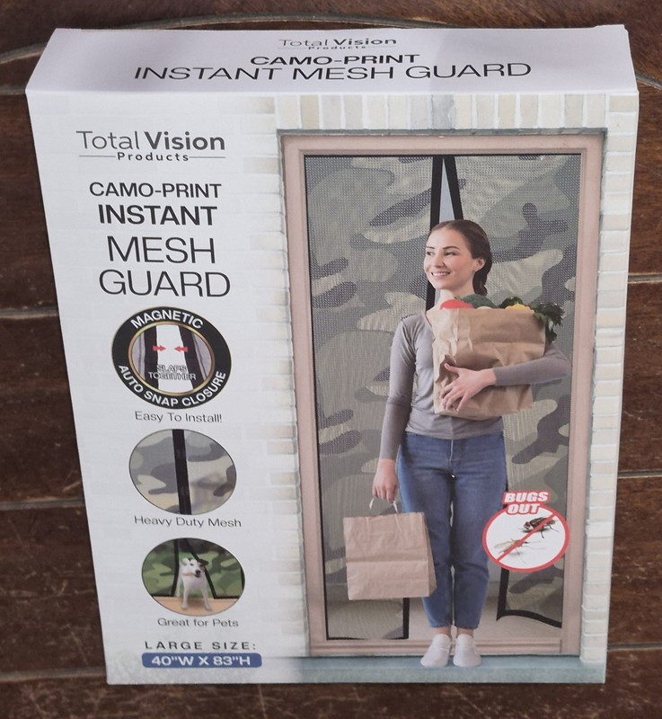 Instant Mesh Guard CAMO PRINT w/Magnetic Snap Closure: Size Large – 40″ x 83″