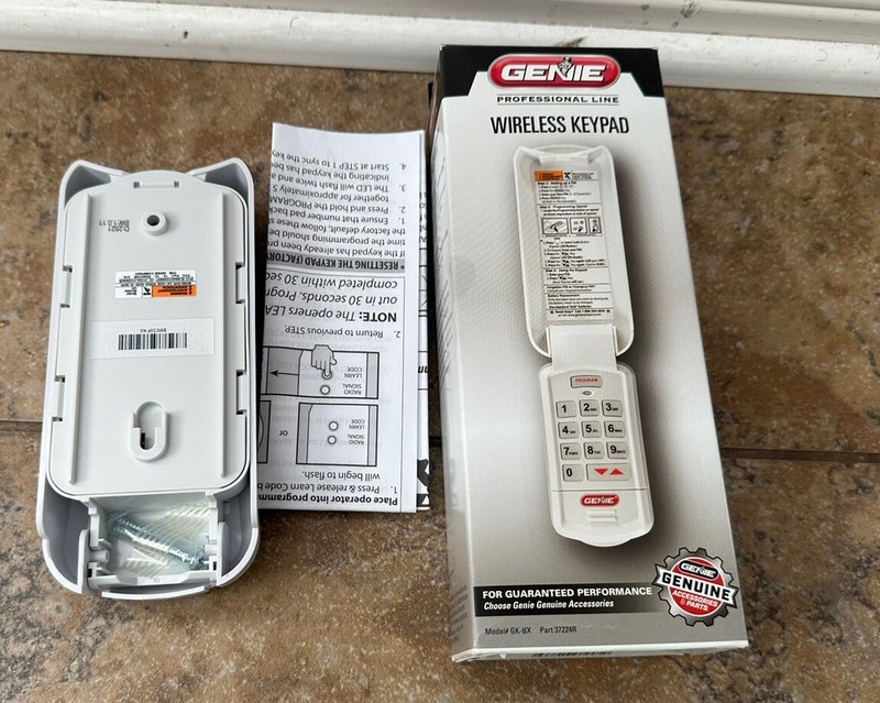 Genie Intellicode Wireless Keyless Keypad Garage Door Opener New 7460 gallery