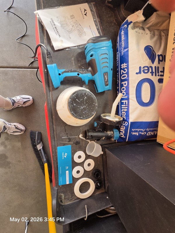 JS-PHA0118 Handheld AC Spray Gun Cup Fed Blue 1.3A 120V 1300ml Paint Sprayer gallery